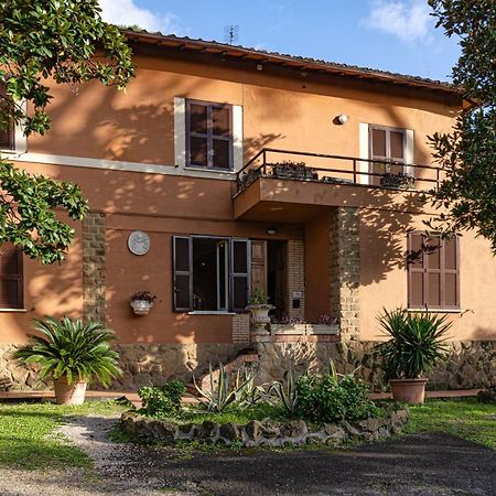 רומא Comfort Rooms Villa Gaia Tor Vergata מראה חיצוני תמונה