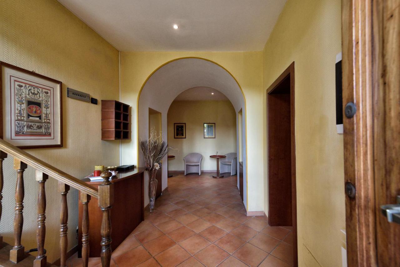 רומא Comfort Rooms Villa Gaia Tor Vergata מראה חיצוני תמונה