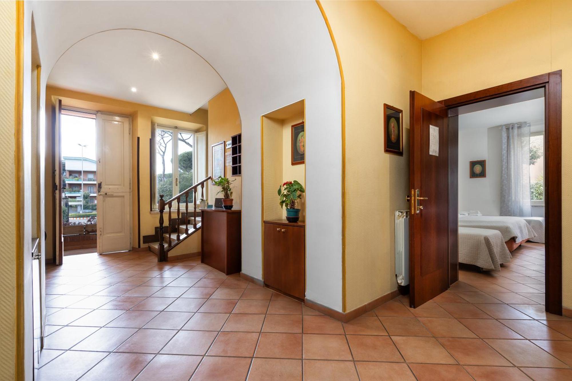 רומא Comfort Rooms Villa Gaia Tor Vergata מראה חיצוני תמונה