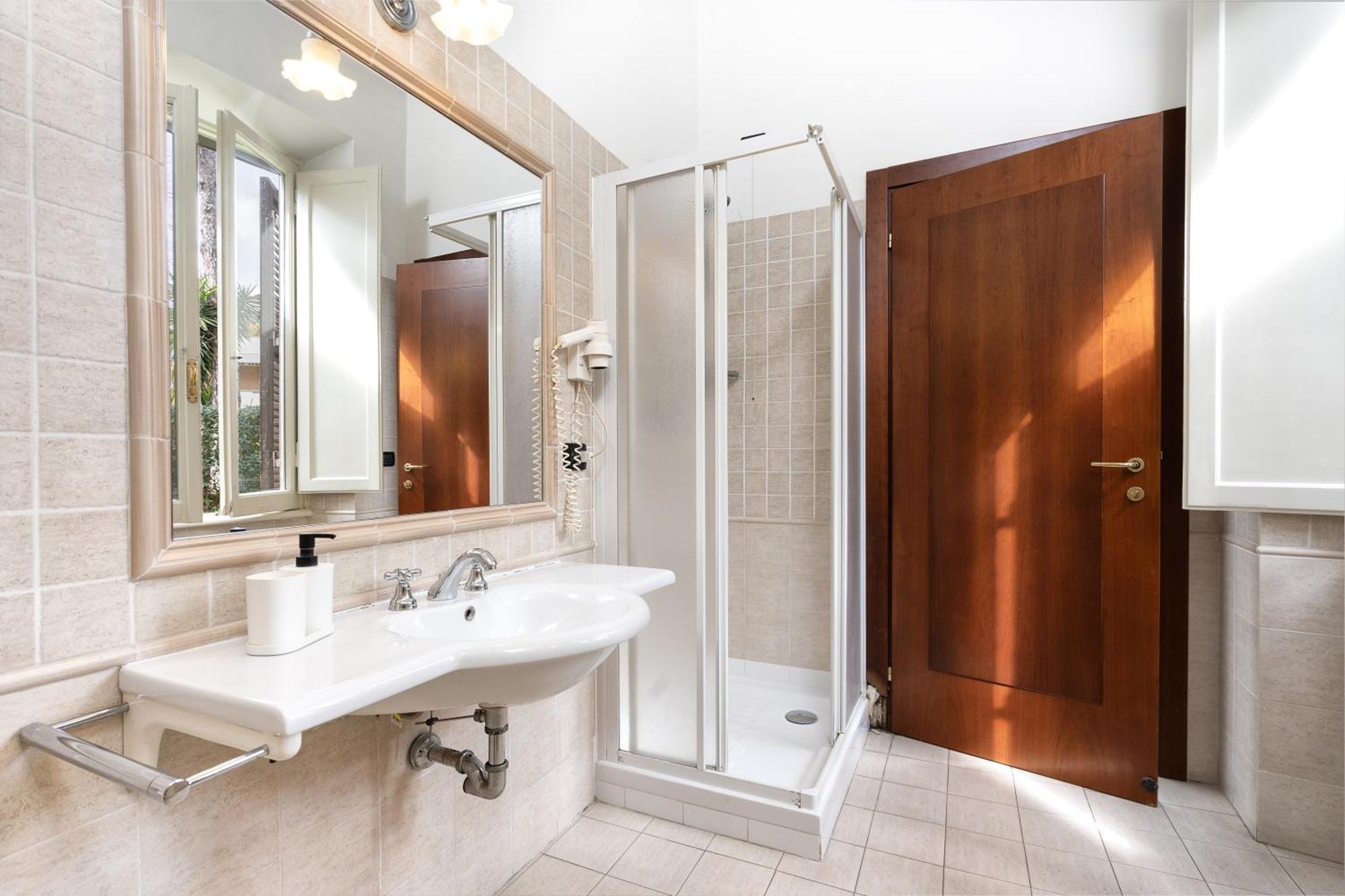 רומא Comfort Rooms Villa Gaia Tor Vergata מראה חיצוני תמונה